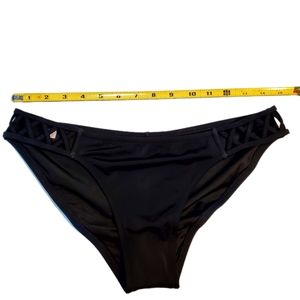 Victoria Secret Swim Black Bikini Bottom with Lattice work sides size L NWOT